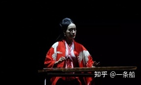 阿勒泰地区古琴演奏家（赵晓霞）的演奏特点与风格